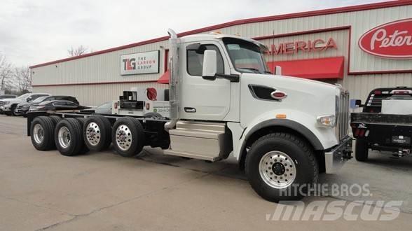 Peterbilt 567 傾卸式卡車
