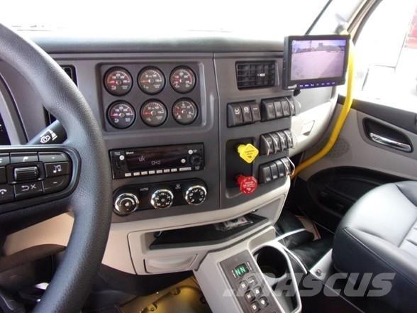 Peterbilt 567 傾卸式卡車