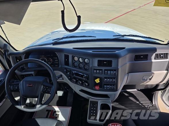 Peterbilt 567 傾卸式卡車