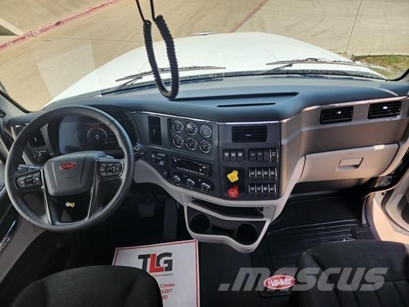 Peterbilt 567 曳引機組件