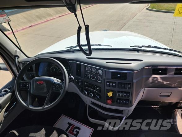 Peterbilt 567 曳引機組件