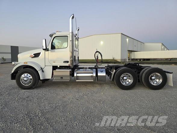 Peterbilt 567 曳引機組件