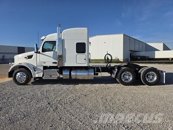 Peterbilt 567 曳引機組件