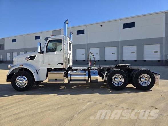 Peterbilt 567 曳引機組件