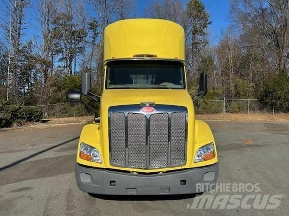 Peterbilt 579 曳引機組件