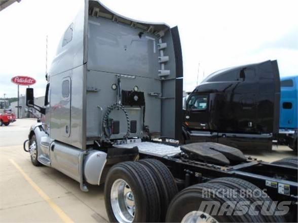 Peterbilt 579 曳引機組件