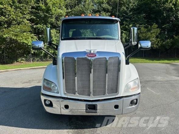 Peterbilt 579 曳引機組件