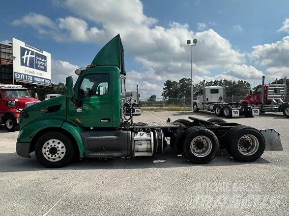 Peterbilt 579 曳引機組件
