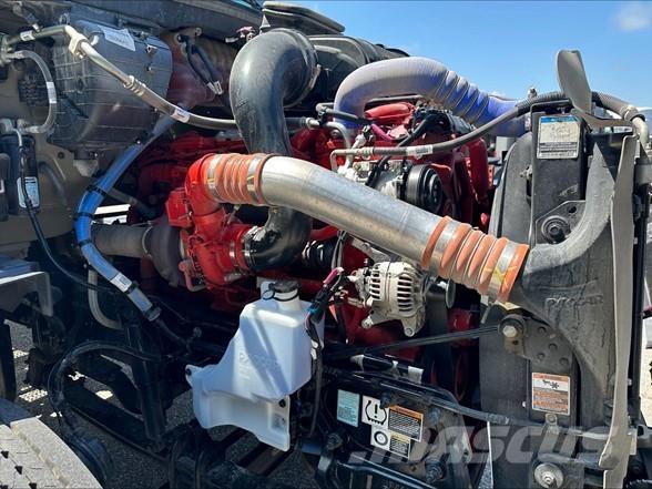 Peterbilt 579 曳引機組件