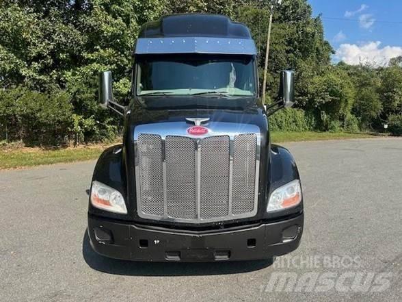 Peterbilt 579 曳引機組件