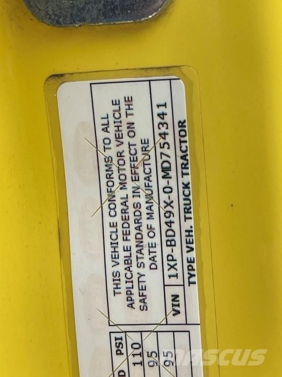 Peterbilt 579 曳引機組件