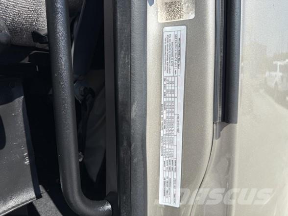 Peterbilt 579 曳引機組件