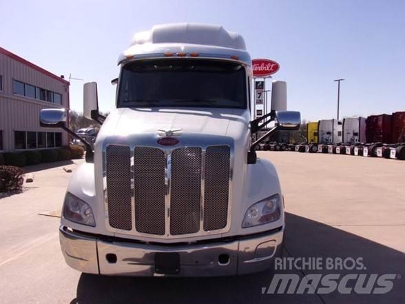 Peterbilt 579 曳引機組件