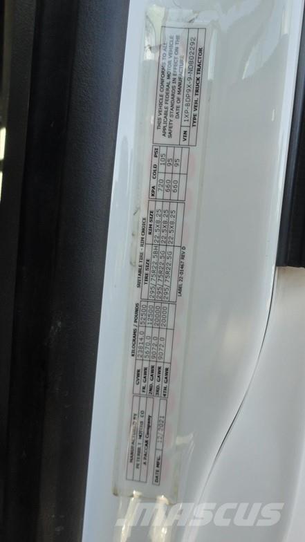 Peterbilt 579 曳引機組件