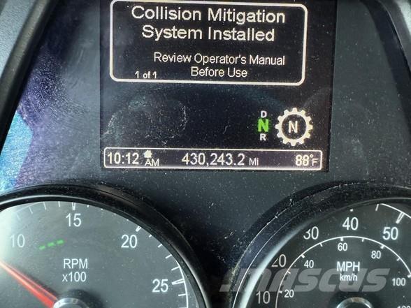 Peterbilt 579 曳引機組件