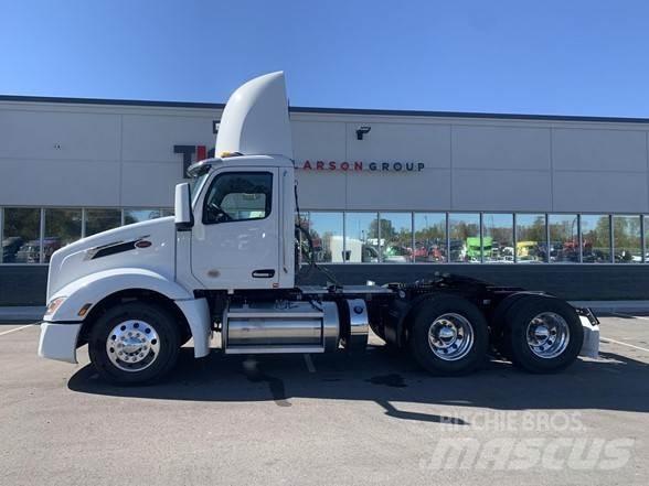 Peterbilt 579 曳引機組件