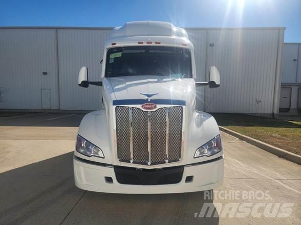 Peterbilt 579 曳引機組件