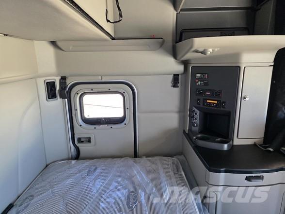 Peterbilt 579 曳引機組件