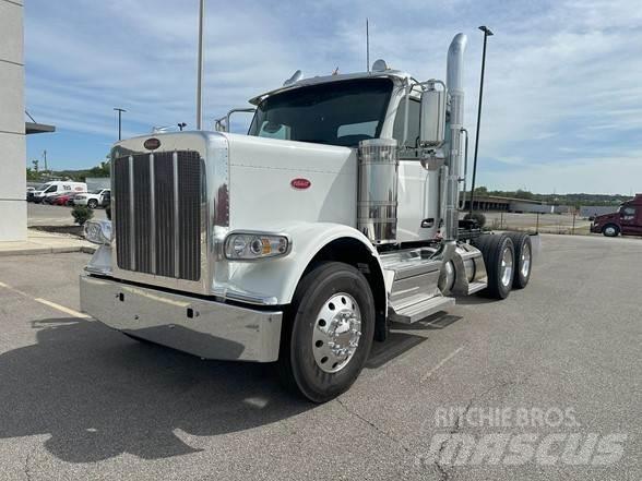 Peterbilt 589 曳引機組件