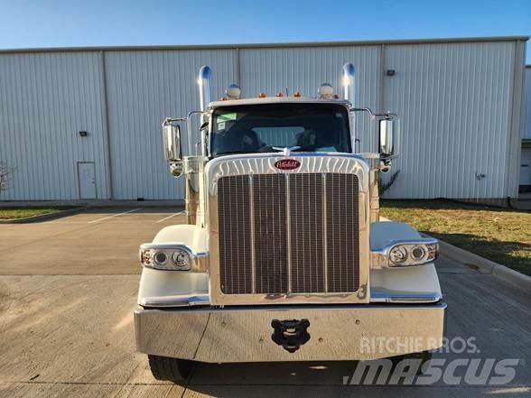 Peterbilt 589 曳引機組件