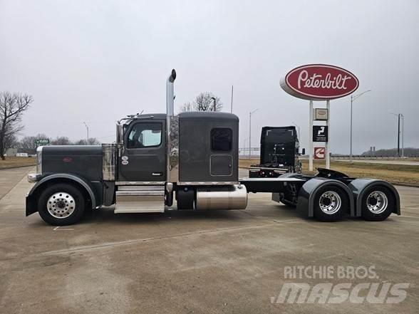 Peterbilt 589 曳引機組件