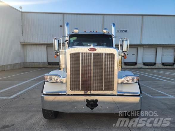 Peterbilt 589 曳引機組件