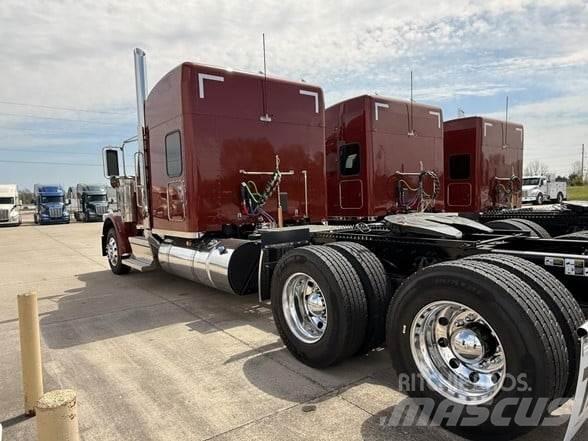Peterbilt 589 曳引機組件