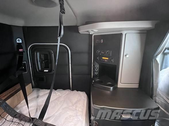 Peterbilt 589 曳引機組件