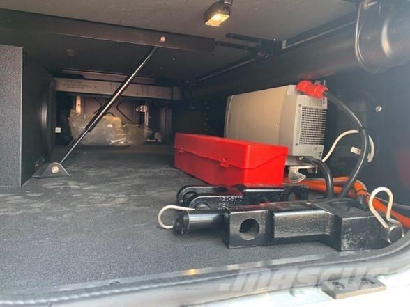 Peterbilt 589 曳引機組件