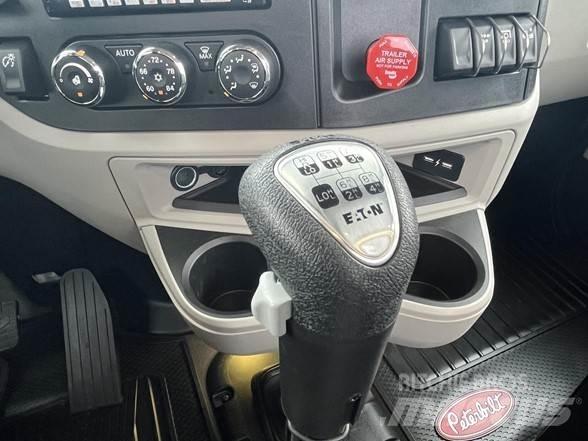 Peterbilt 589 曳引機組件
