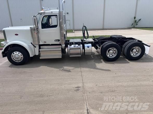 Peterbilt 589 曳引機組件
