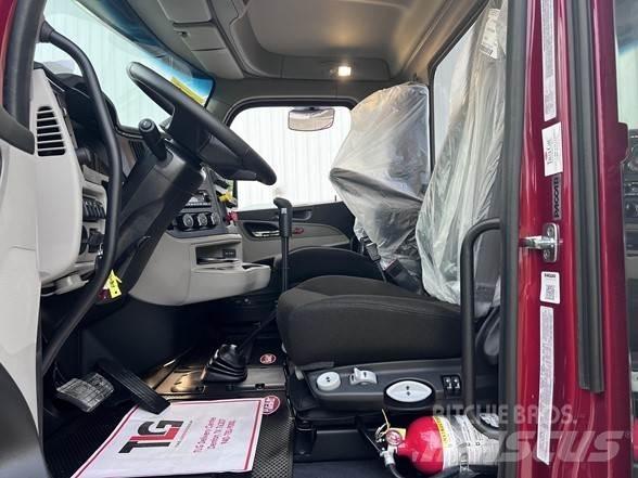 Peterbilt 589 曳引機組件