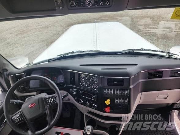 Peterbilt 589 曳引機組件