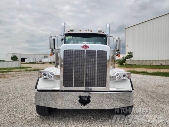 Peterbilt 589 曳引機組件