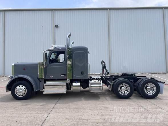 Peterbilt 589 曳引機組件