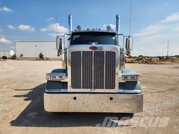 Peterbilt 589 曳引機組件