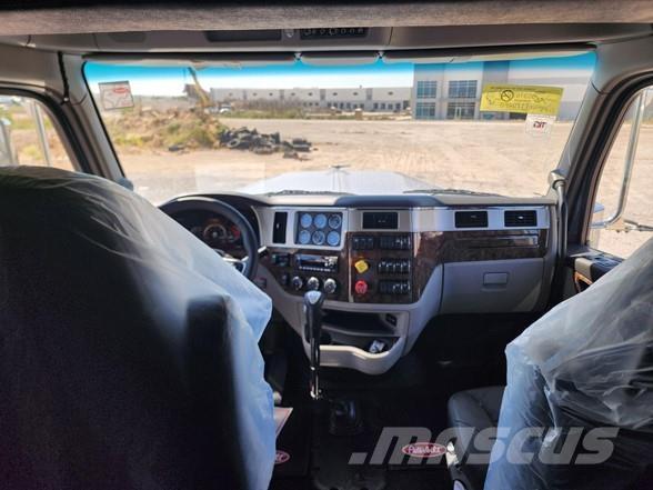 Peterbilt 589 曳引機組件