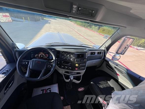 Peterbilt 589 曳引機組件