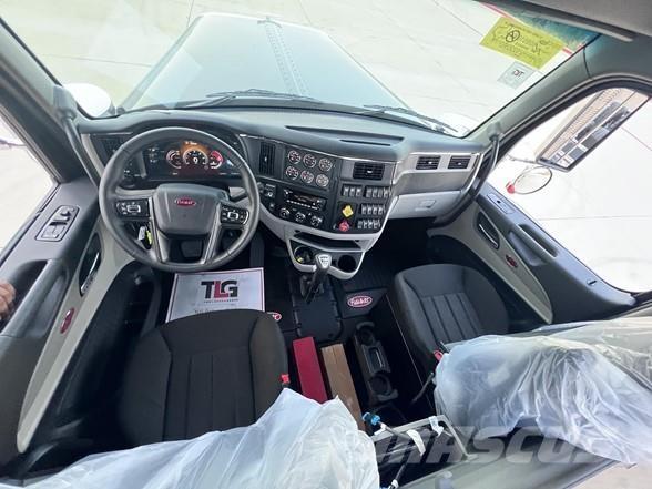 Peterbilt 589 曳引機組件