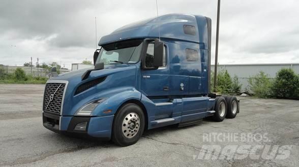 Volvo VNL64T760 曳引機組件