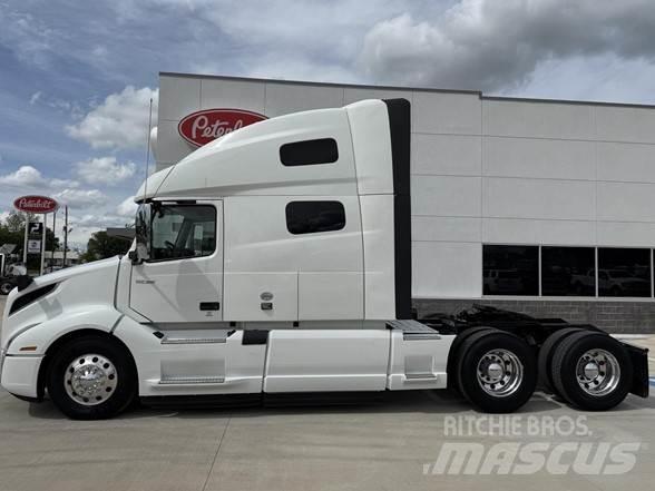 Volvo VNL64T860 曳引機組件