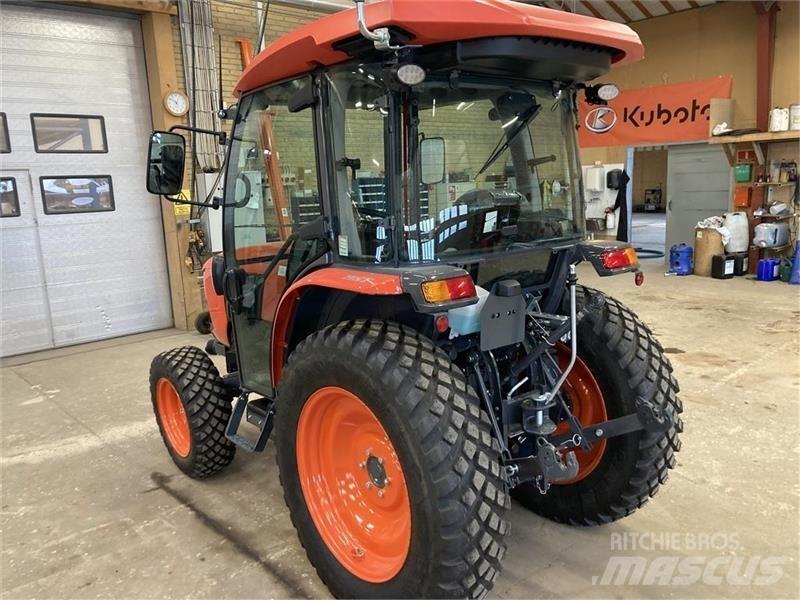 Kubota L2-452 小型曳引機
