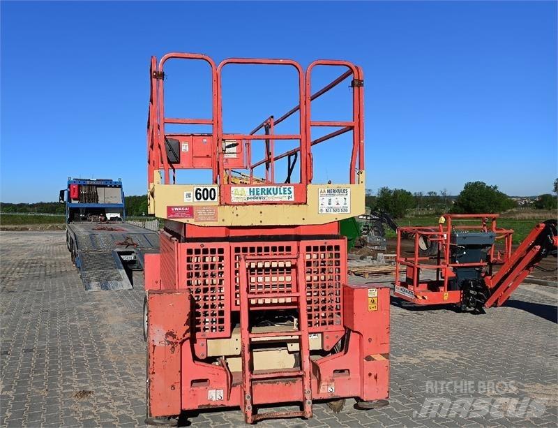 JLG 4069 剪式升降機