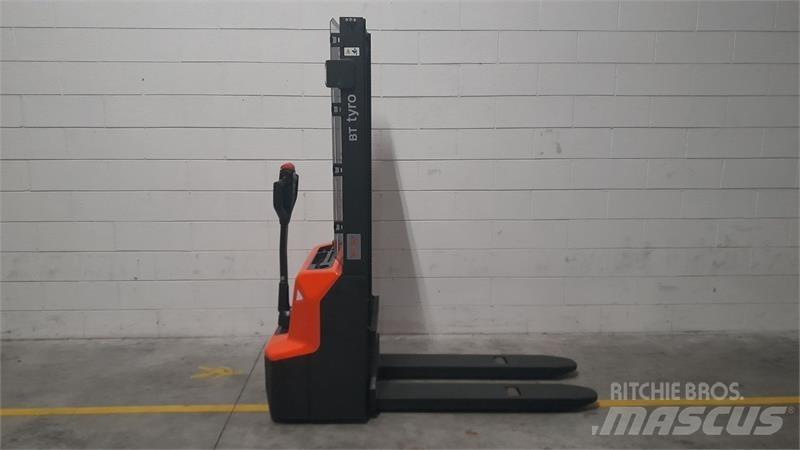 BT SHE100 手動堆積機