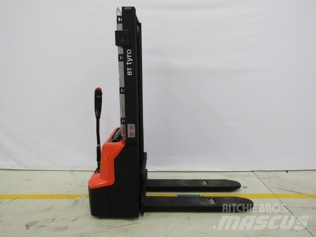 BT SHE100 手動堆積機