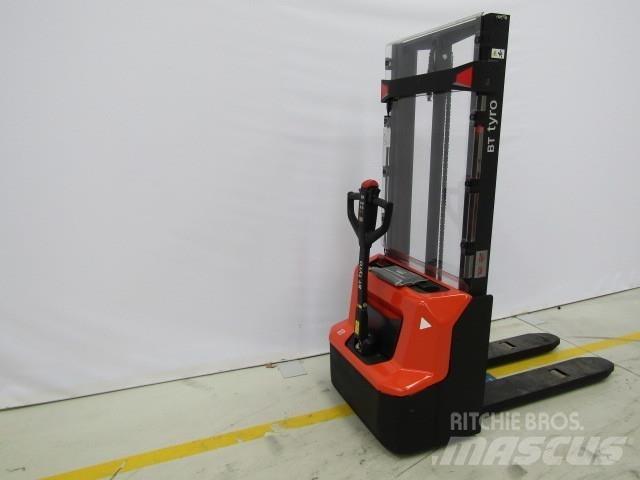 BT SHE100 手動堆積機