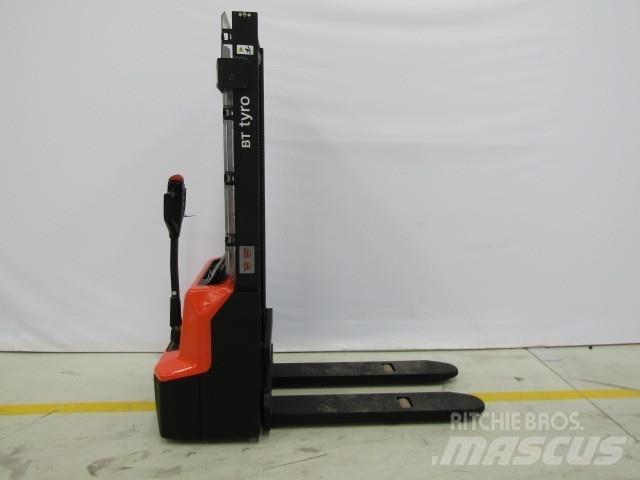 BT SHE100 手動堆積機