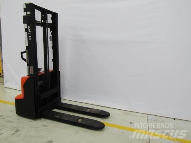 BT SHE100 手動堆積機
