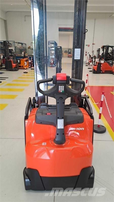 BT SWE160 行走控制式堆積機