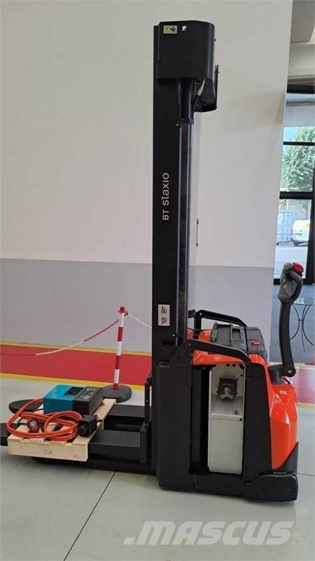 BT SWE160 行走控制式堆積機